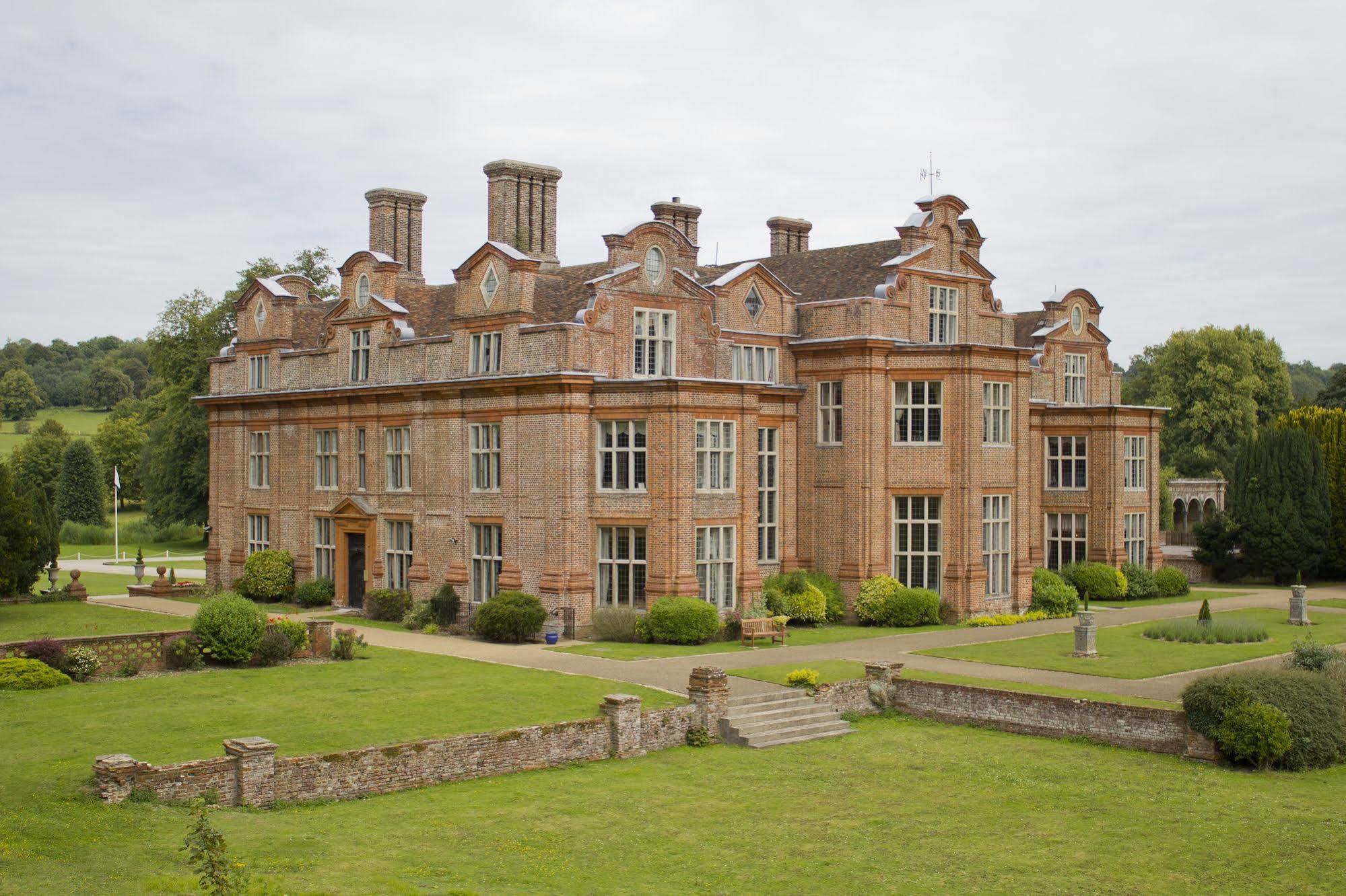 Broome Park Resort 4*